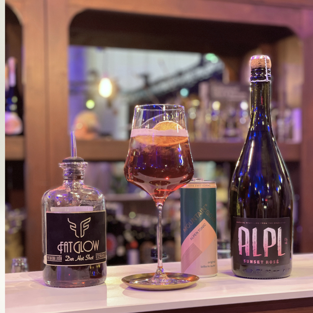 WINTER SPRIZZ Set - Glühweinlikör 0,5l + ALPL Rosé 0,75l + 8x Alpen Tonic Original Stück